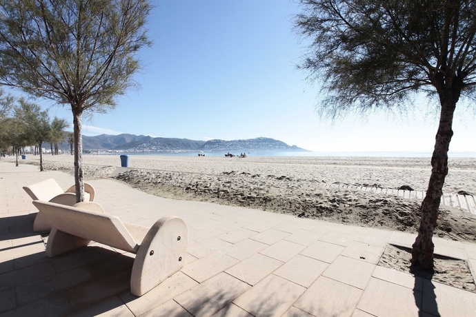 Imagen de los exteriores del Hotel Prestige Victoria. Foto 14