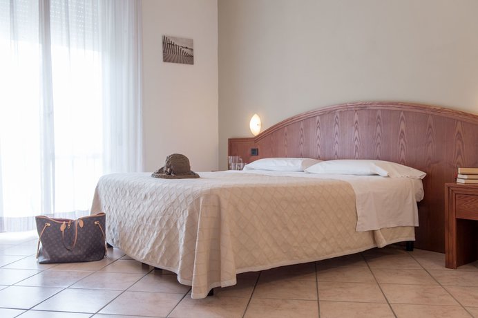 Imagen de la habitación del Hotel Prestigio, Cervia. Foto 11