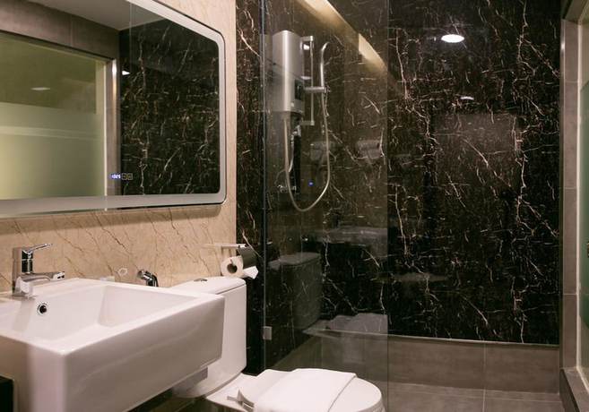 Imagen de la habitación del Hotel Prestigo. Foto 7