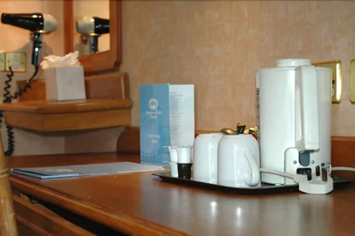 Imagen de la habitación del Hotel Preston Park. Foto 6