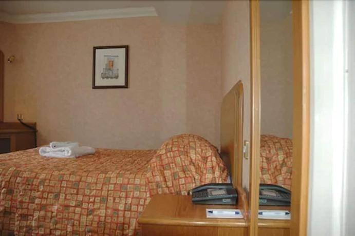 Imagen de la habitación del Hotel Preston Park. Foto 7