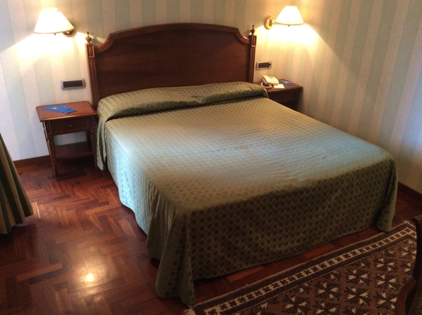 Imagen de la habitación del Hotel Pretoria. Foto 2