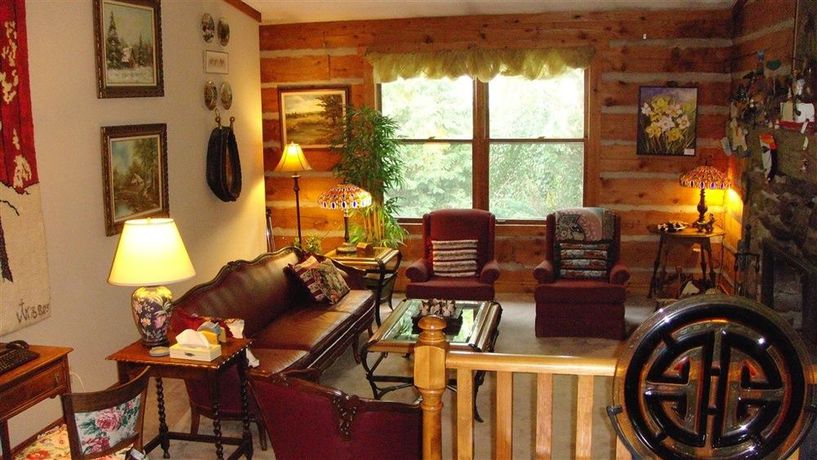 Imagen de los exteriores del Hotel Pretty River Valley Country Inn. Foto 6