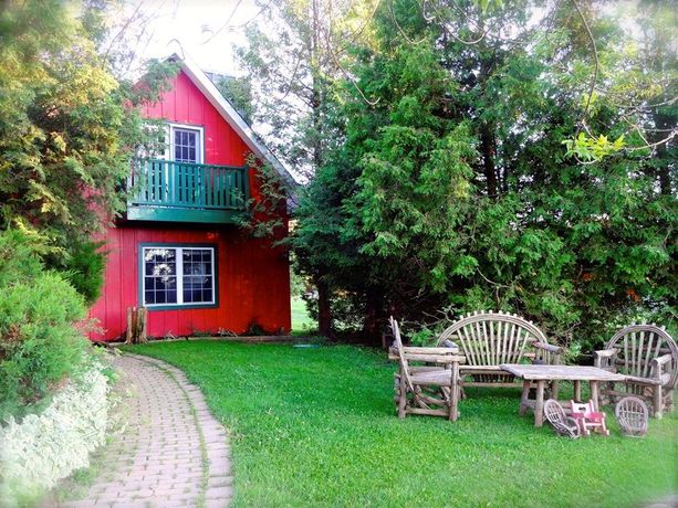 Imagen de los exteriores del Hotel Pretty River Valley Country Inn. Foto 8