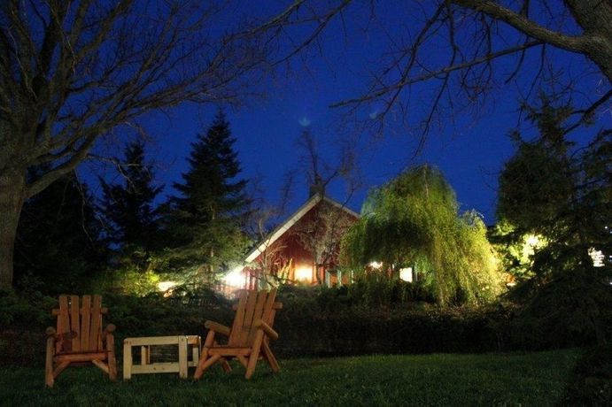 Imagen de los exteriores del Hotel Pretty River Valley Country Inn. Foto 9
