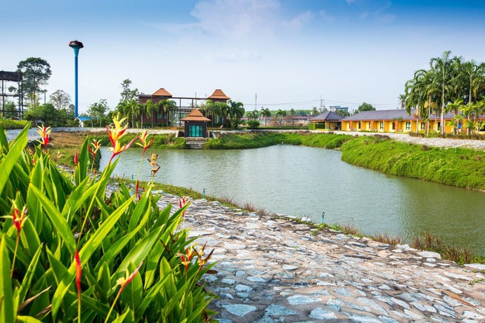Imagen de los exteriores del Hotel Prew Lom Chom Nam. Foto 6