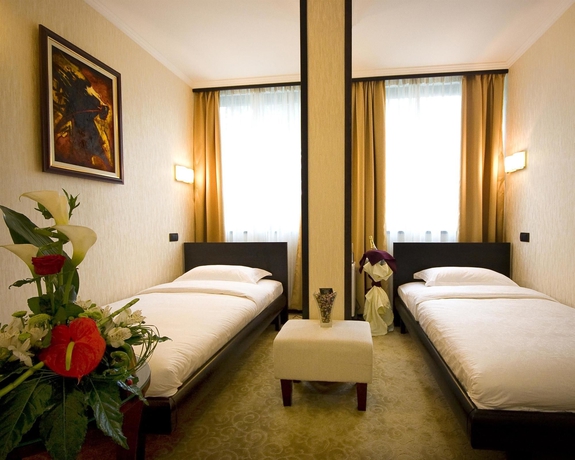 Imagen de la habitación del Hotel Prezident. Foto 4