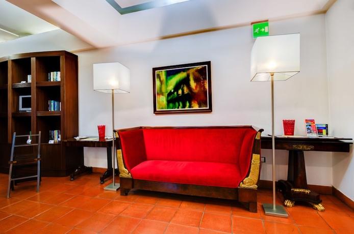 Imagen de los interiores del Hotel Príncipe Real. Foto 19