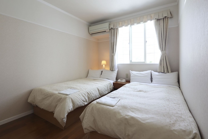 Imagen de la habitación del Hotel Pricia Resort Yoron. Foto 7