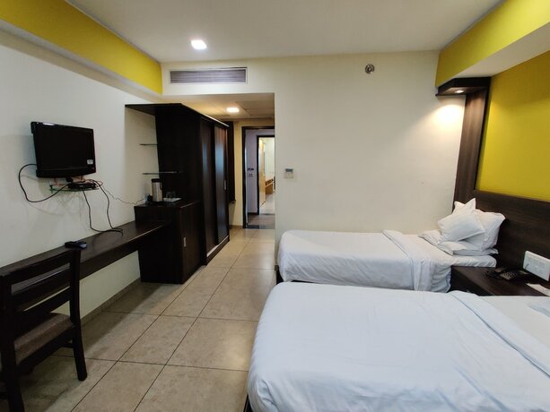 Imagen de la habitación del Hotel Pride Biznotel - The Maison Anand. Foto 18