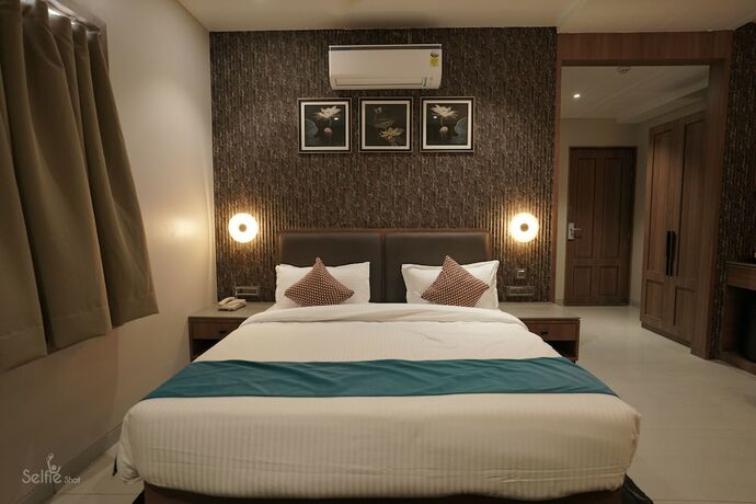 Imagen general del Hotel Pride Comfort Dwarka. Foto 12
