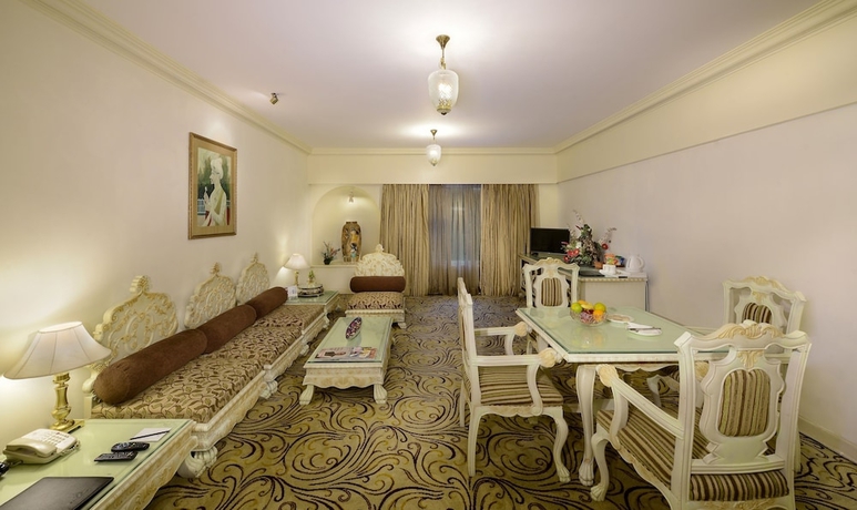 Imagen de la habitación del Hotel Pride. Foto 5