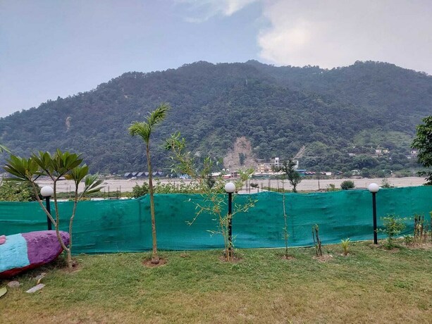 Imagen de los exteriores del Hotel Pride Inn Luxury Resort By Uk Heaven. Foto 29