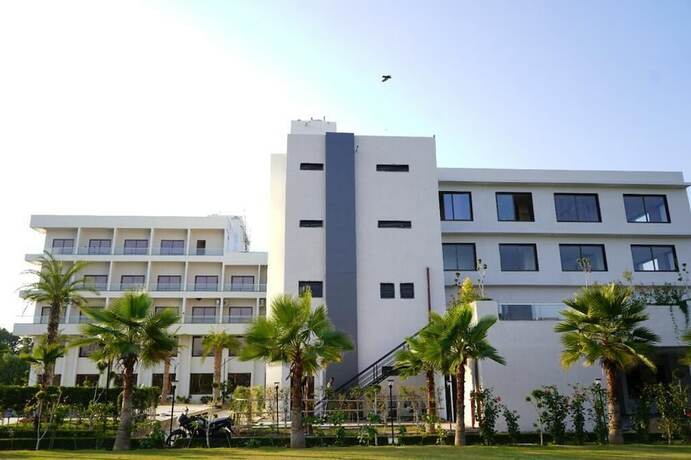 Imagen general del Hotel Pride Resort Ranakpur.. Foto 5