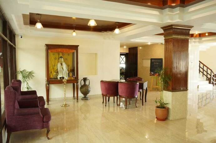 Imagen general del Hotel Pride Surya Mountain Resort Dharamshala. Foto 9
