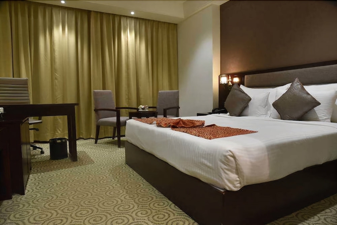 Imagen de la habitación del Hotel Pride and Convention Centre Indore. Foto 10