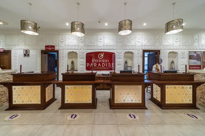 Imagen de los interiores del Hotel PrideInn Paradise Beach Resort and Spa. Foto 13