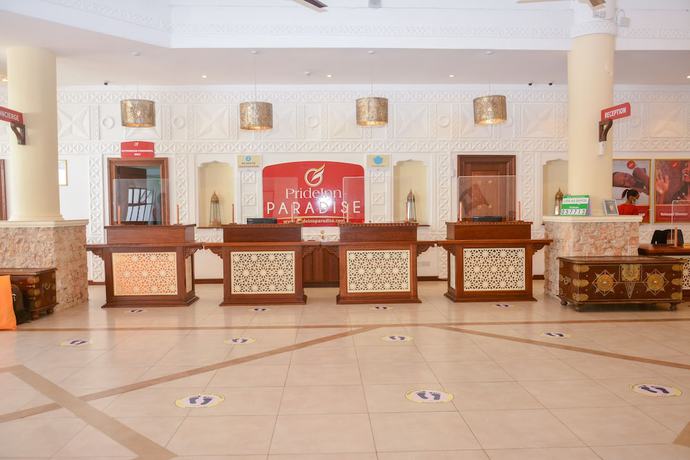 Imagen de los interiores del Hotel PrideInn Paradise Beach Resort and Spa. Foto 18