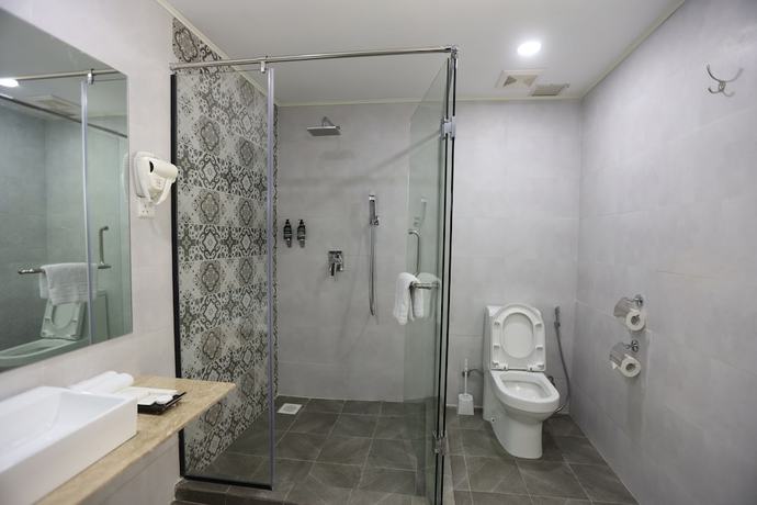 Imagen de la habitación del Hotel PrideInn Plaza Nairobi Airport. Foto 16