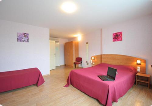 Imagen de la habitación del Hotel Prim Reims. Foto 5