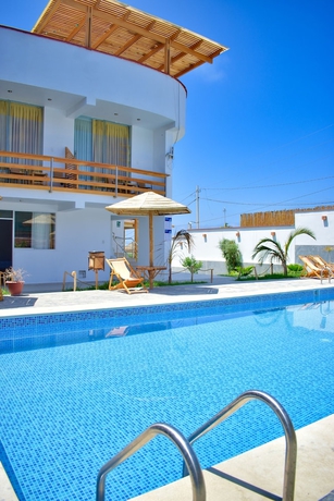 Imagen de la piscina del Hotel Prim Vichayito. Foto 18