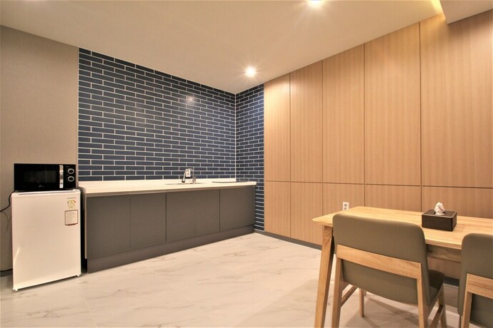 Imagen de la habitación del Hotel Prima, Busan. Foto 32