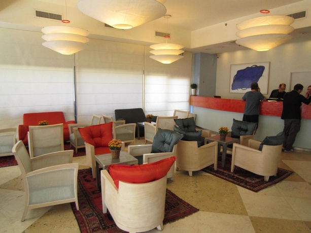 Imagen de los interiores del Hotel Prima City. Foto 13