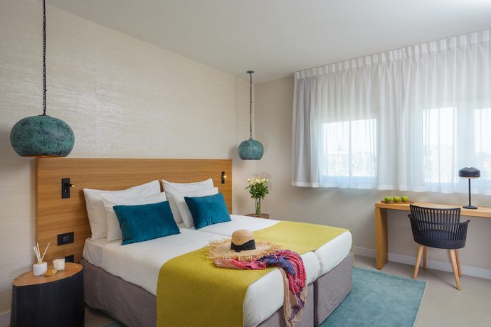 Imagen de la habitación del Hotel Prima Galil. Foto 16