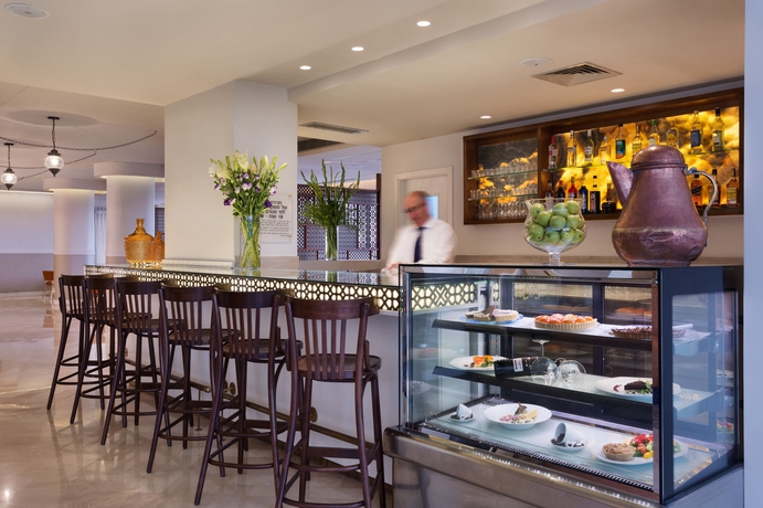 Imagen del bar/restaurante del Hotel Prima Kings. Foto 5