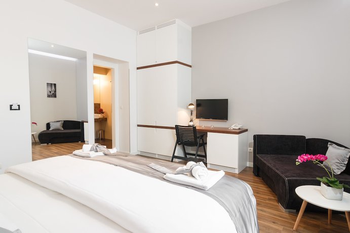 Imagen de la habitación del Hotel Prima Luxury Rooms. Foto 3