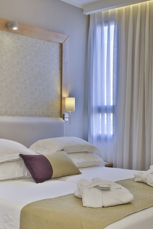 Imagen de la habitación del Hotel Prima Park. Foto 8