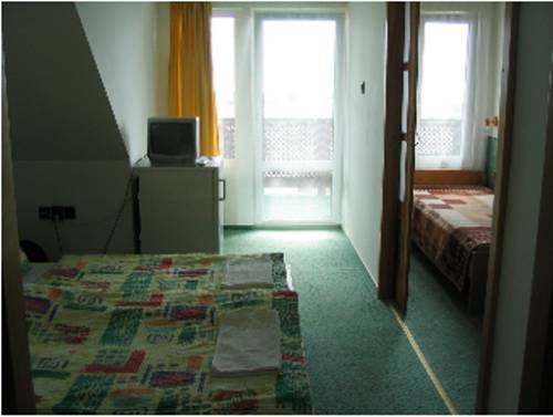 Imagen general del Hotel Prima Porta Vendeghaz. Foto 2