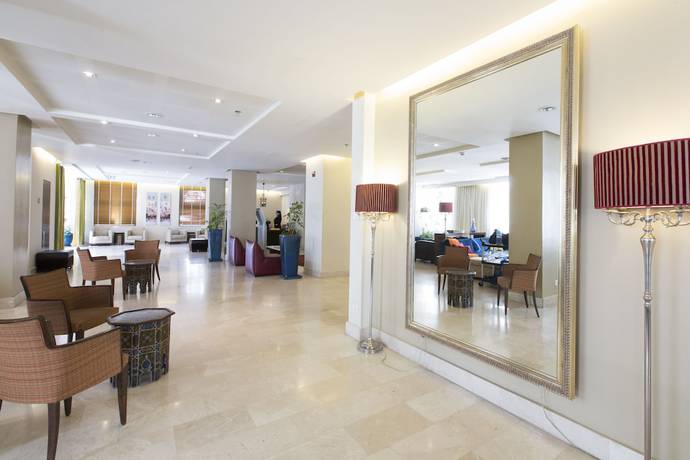 Imagen de los interiores del Hotel Prima Royale. Foto 13