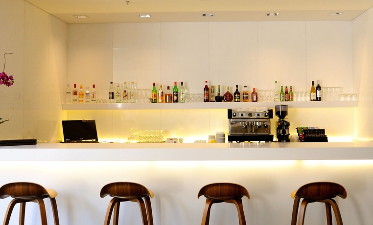 Imagen del bar/restaurante del Hotel Prima Vera. Foto 4