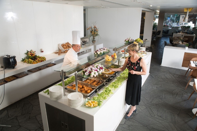 Imagen del bar/restaurante del Hotel Prima Vera. Foto 8