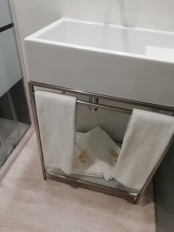 Imagen de la habitación del Hotel Primavera, Amadora. Foto 3