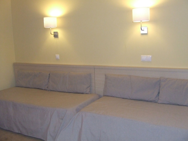 Imagen de la habitación del Hotel Primavera, Amadora. Foto 5