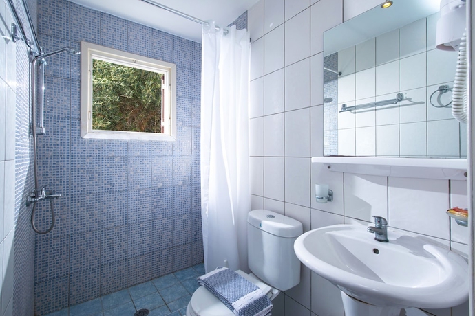 Imagen de la habitación del Hotel Primavera Beach Malia. Foto 13