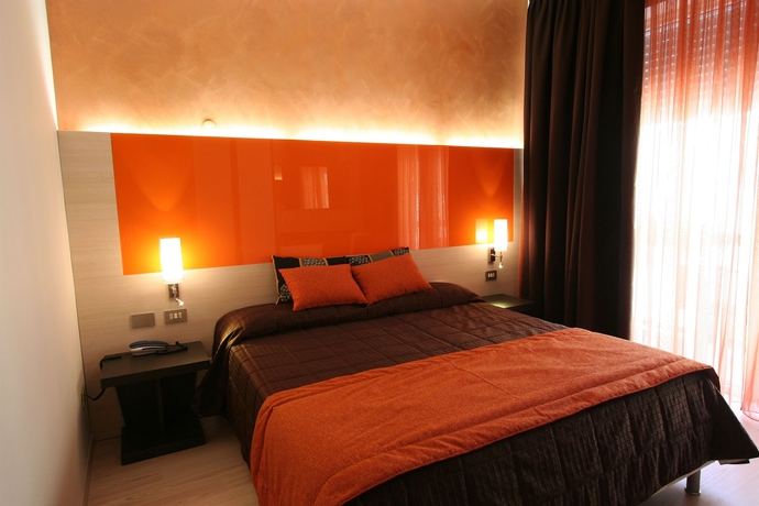 Imagen de la habitación del Hotel Primavera, Binda. Foto 9