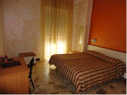 Imagen de la habitación del Hotel Primavera, Levanto. Foto 13