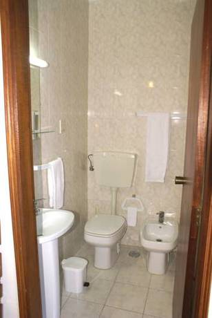 Imagen de la habitación del Hotel Primavera, Monte Real. Foto 3