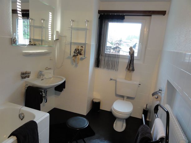 Imagen de la habitación del Hotel Primavera, SAAS-GRUND. Foto 6