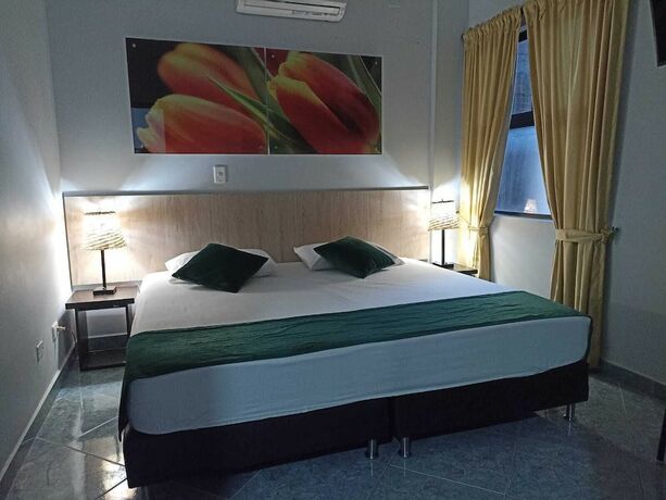 Imagen general del Hotel Primavera Santa Fe. Foto 11