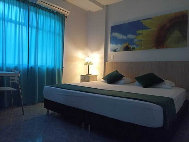 Imagen general del Hotel Primavera Santa Fe. Foto 13