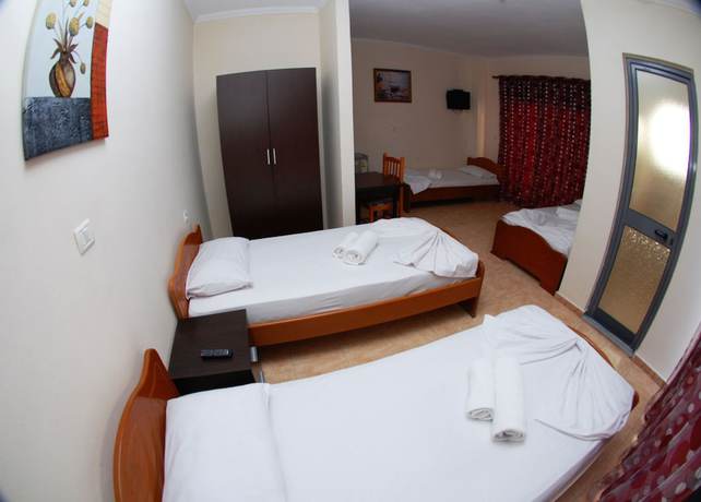 Imagen de la habitación del Hotel Primavera, Sarande. Foto 6