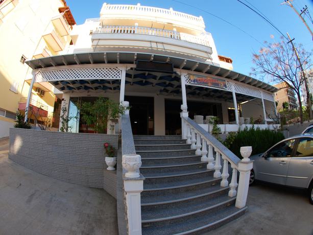 Imagen general del Hotel Primavera, Sarande. Foto 1