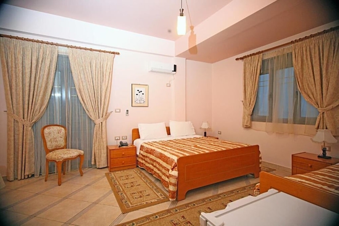 Imagen de la habitación del Hotel Primavera, Vlore. Foto 12