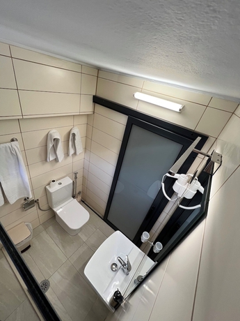 Imagen de la habitación del Hotel Primavera, Vlore. Foto 15