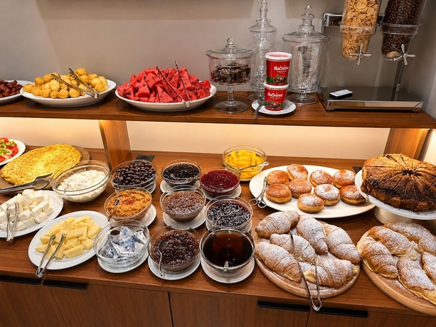 Imagen del bar/restaurante del Hotel Primavera, Vlore. Foto 5
