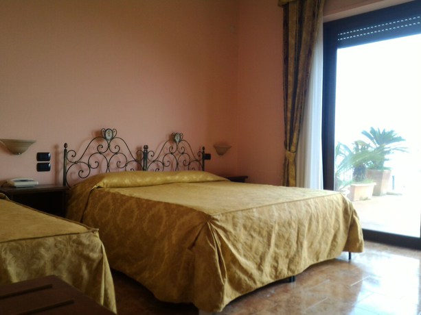 Imagen de la habitación del Hotel Primavera dell'Etna. Foto 14